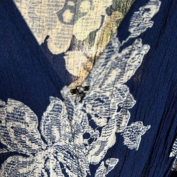 Lulu’s Heart of Marigold Navy Blue Floral Print Wrap Maxi Dress Size XS - Picture 8 of 11